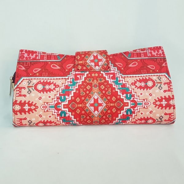 PERSIAN CARPET CLUTCH BAG