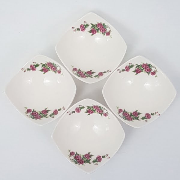 Set Of 4 Floral Ceramic Bowls