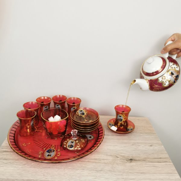 Shah Abbas Tea Set, Red
