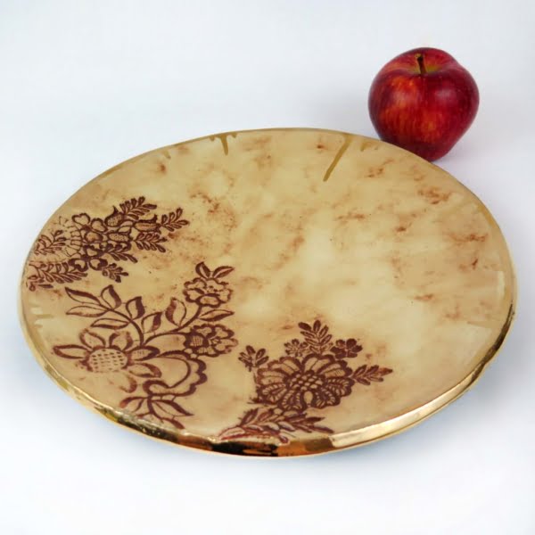 28cm Handmade Floral Pottery Plate