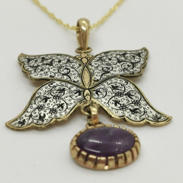 GHALAMZANI BUTTERFLY NECKLACE