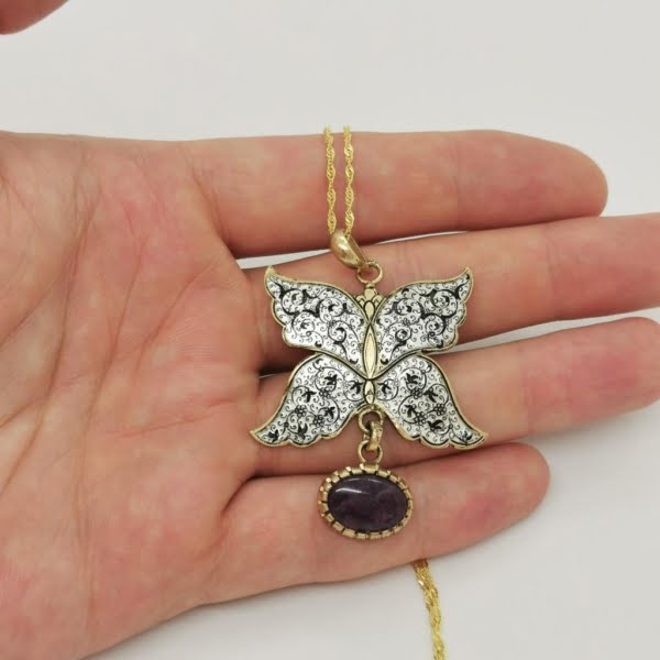 GHALAMZANI BUTTERFLY NECKLACE