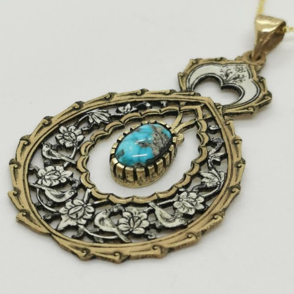 PERSIAN TURQUOISE ENGRAVED NECKLACE