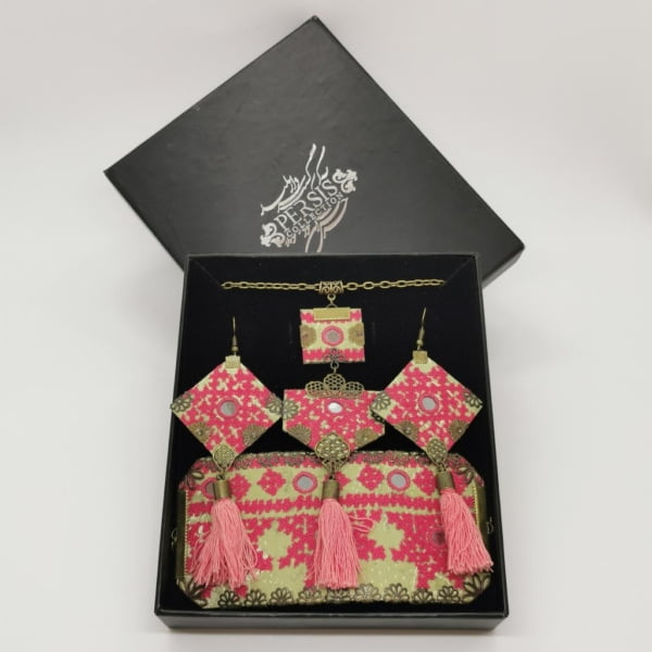 Pink Mirror Balochi Needlework Jewellery Set