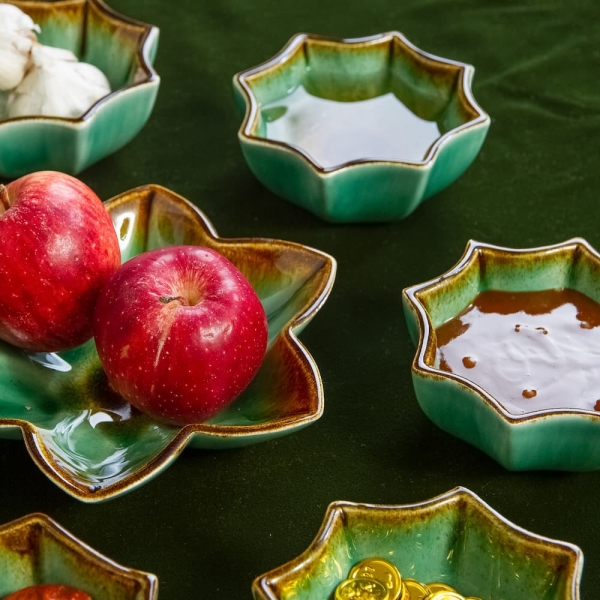 Elegant Emerald Ceramic Haft Sin Set