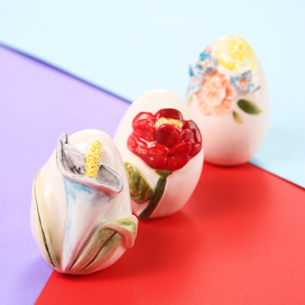 Nowruz 3D Floral Ceramic Egg – Colorful Design