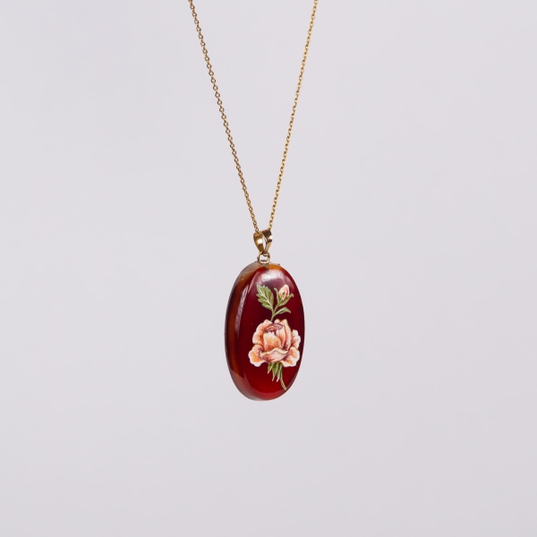 Hand-Painted18K Gold Rose Agate Pendant