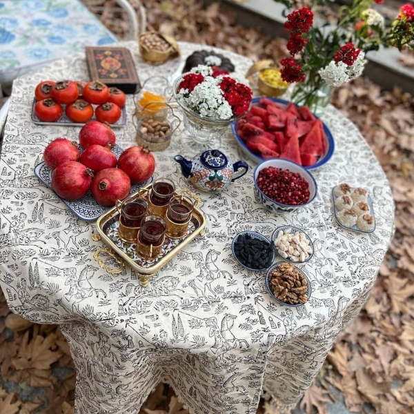 Chogan Pattern Ghalamkari Tablecloth – Hand-Printed Persian Cotton Tablecloth