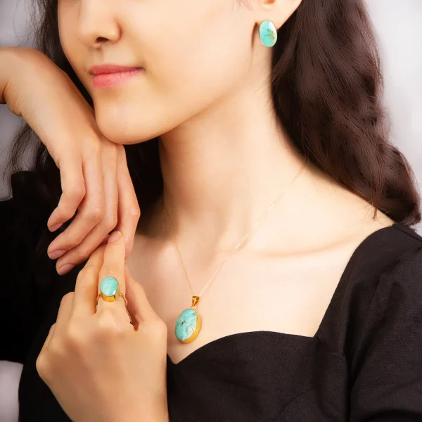 Luxury 18K Gold and Neshabur Turquoise Set – Ring, Pendant and Earrings