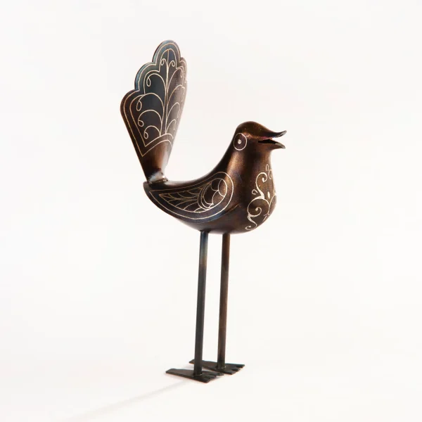 Handcrafted Metal Bird Sculpture – Minimal Design